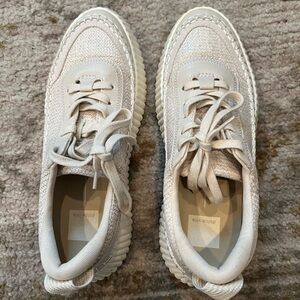 Dolce Vita Sneakers. Size 8.